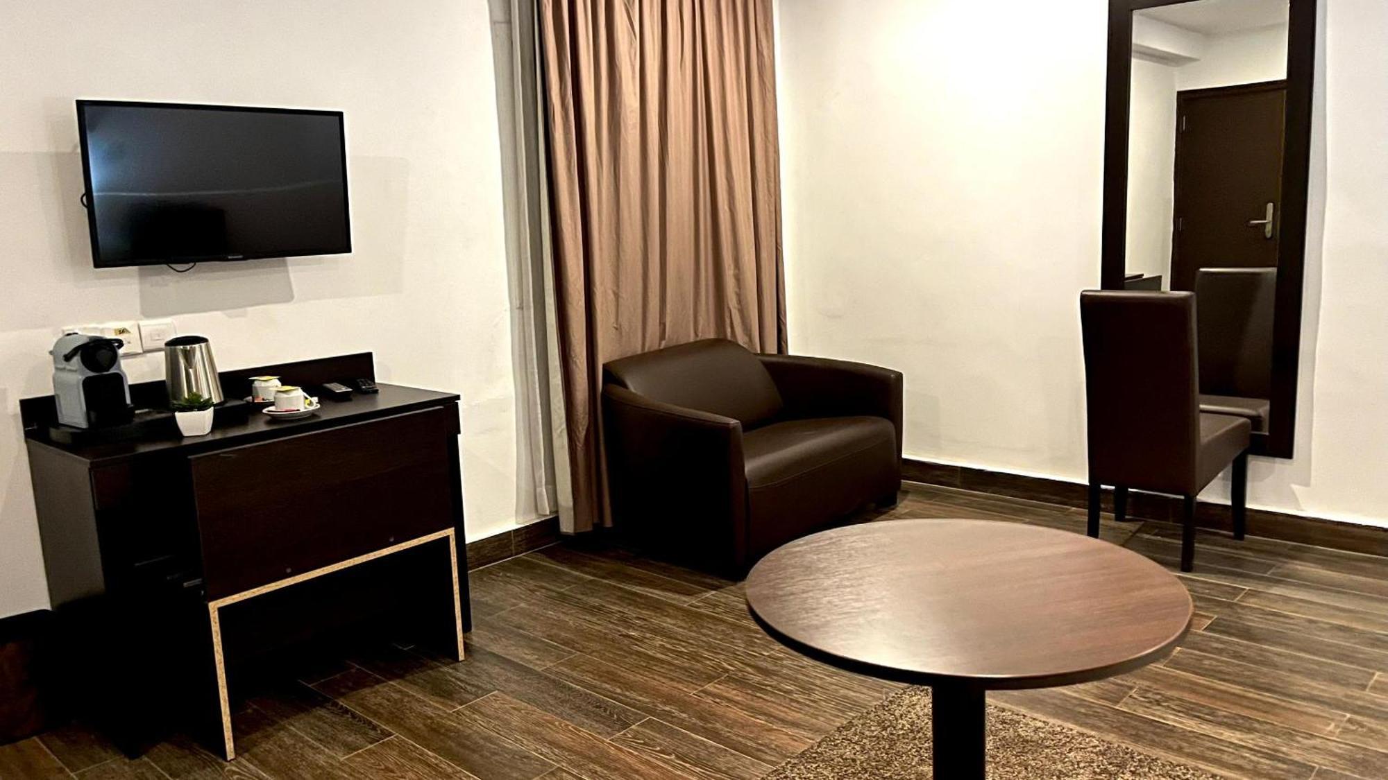 Quatre Saisons Otel Nouakchott Dış mekan fotoğraf